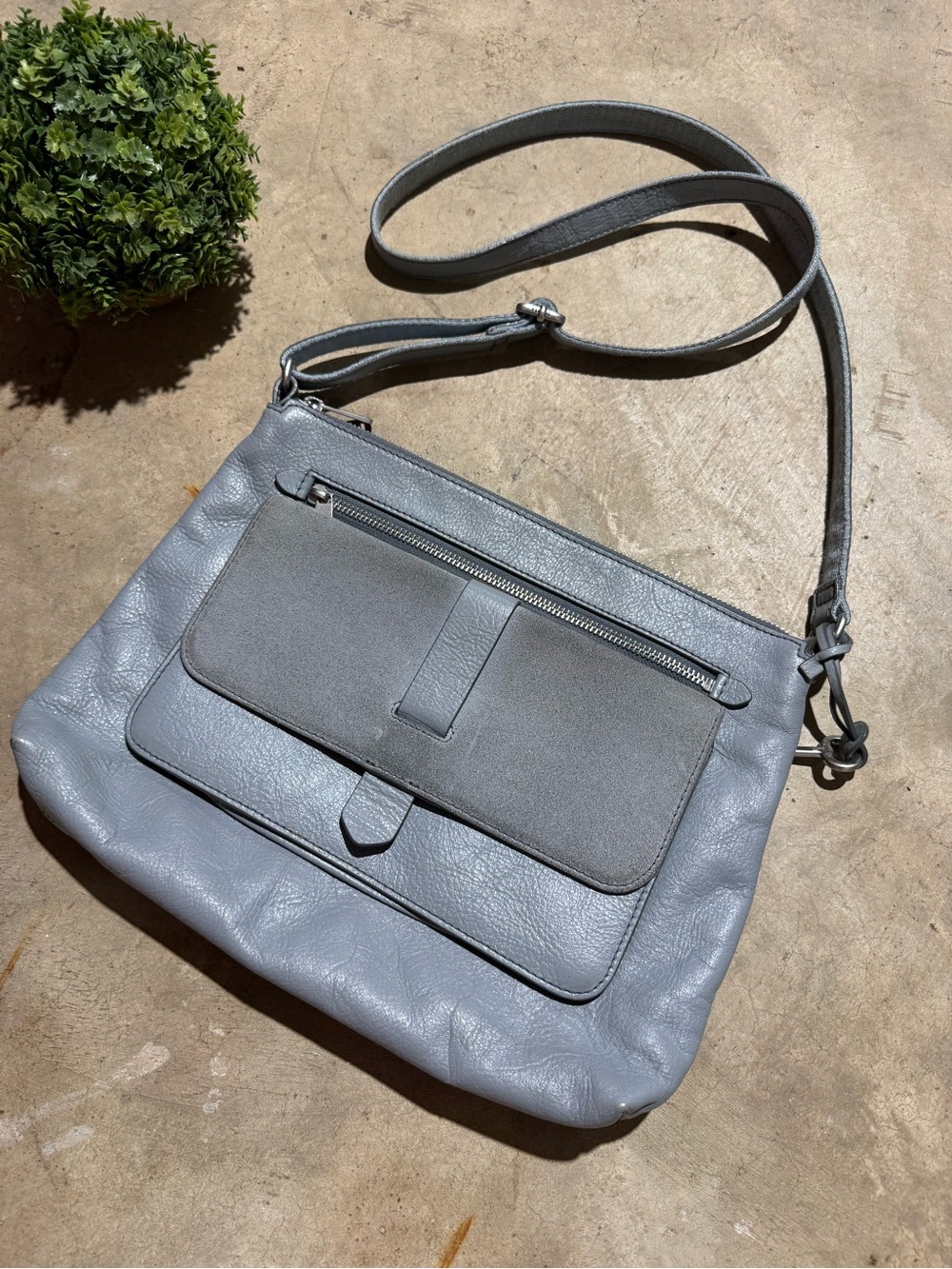 Fossil Kiey Crossbody Bag Purse Light Gray Leather Suede Neutral Classy Shoulder